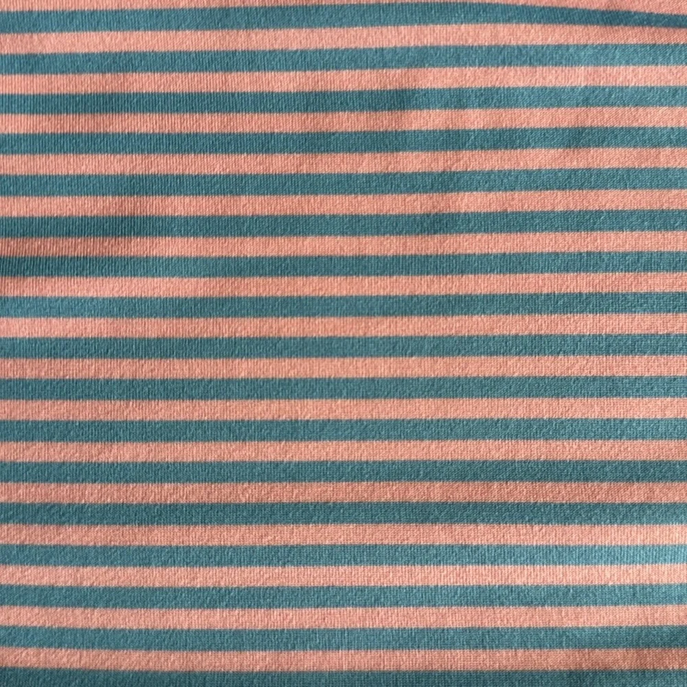 NEW J. Crew Pink and Blue Striped Performance Men’s Polo Shirt - Picture 4 of 8